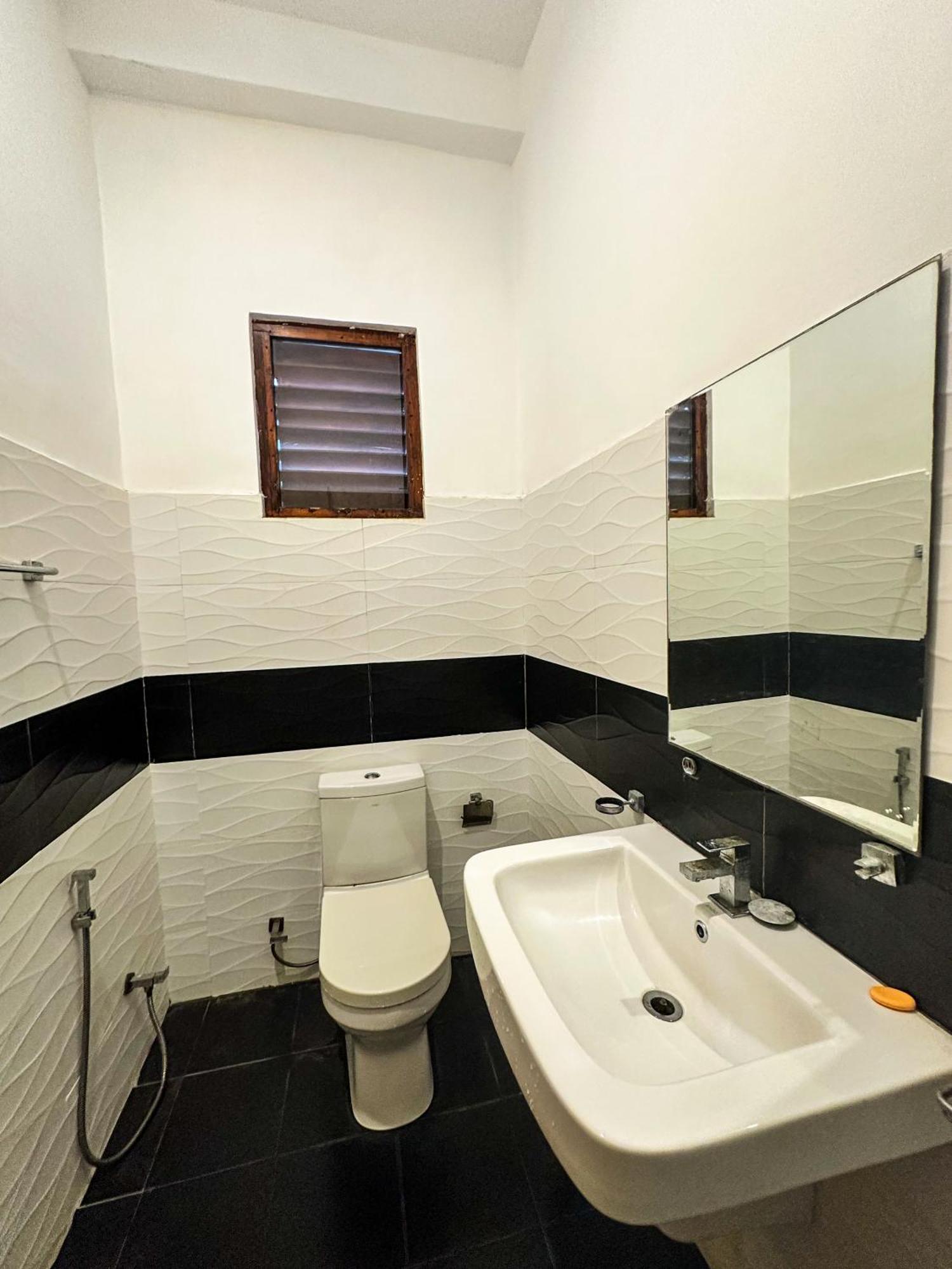 Hotel New Panda House Galle Pokoj fotografie
